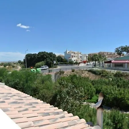 Сasa de vacaciones Independiente En Urb. Barcas Punta Prima